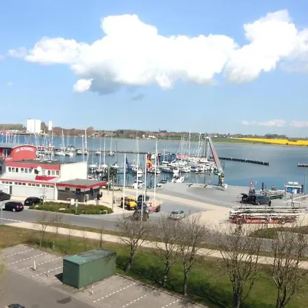 Apartment Am Rundsteg,6 *